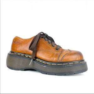Vintage Dr Martens lace up 8651 Doc shoes brown leather 90s chunky